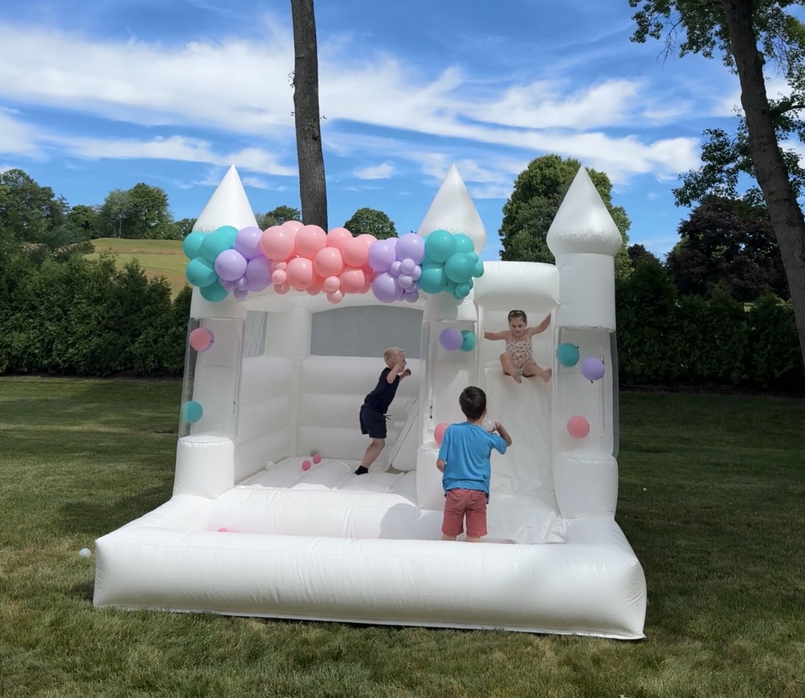 Snowball Bounce House rental — photo 2